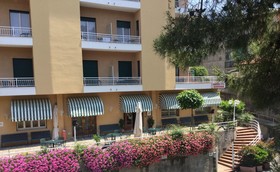 Hotel Adriana