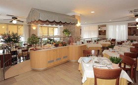 B&B HOTEL Diano Marina Palace