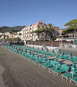 B&B HOTEL Diano Marina Palace