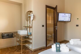 B&B HOTEL Genova Principe