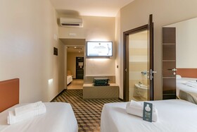 B&B HOTEL Genova Principe