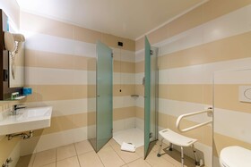 B&B HOTEL Genova Principe