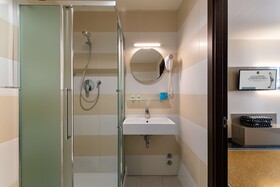 B&B HOTEL Genova Principe