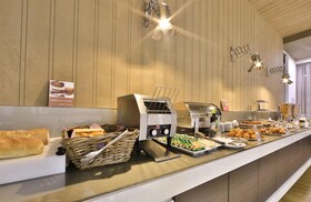 Best Western Premier CHC Airport