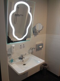 Best Western Premier CHC Airport