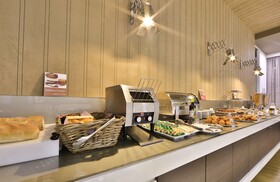 Best Western Premier CHC Airport