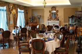 Grand Hotel Savoia
