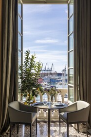 Hotel Palazzo Durazzo Suites