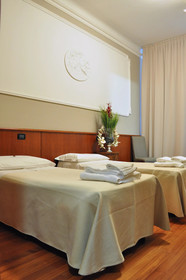 Hotel Twenty Nine
