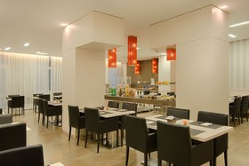 NH Genova Centro