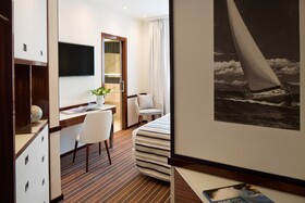 Starhotels President