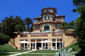 Villa Pagoda