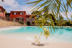 Leonardo Resort