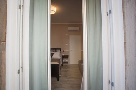 6thLand-Rent Rooms