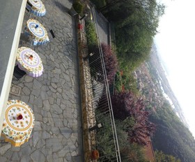 Arianna Hill House