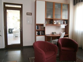 Arianna Hill House
