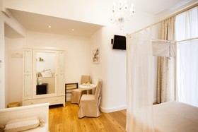 Atmosfere Guest House II