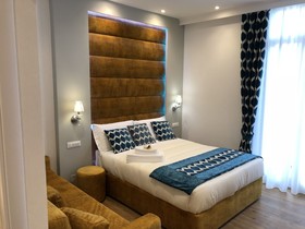 Atmosfere Guest House II