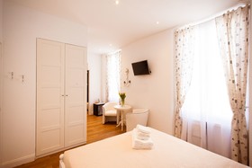 Atmosfere Guest House II