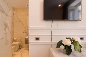 Via Chiodo Luxury Rooms