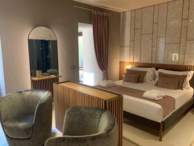 Villa Riviera Resort