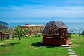 Villa Riviera Resort