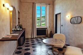 Villa Riviera Resort