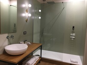 Villa Riviera Resort