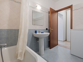 Traditional Holiday Home in Moneglia With Private Terrace