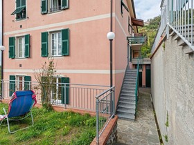 Traditional Holiday Home in Moneglia With Private Terrace