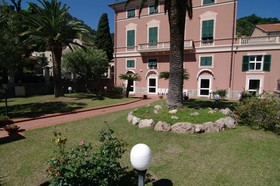Residenza Madri Pie Noli