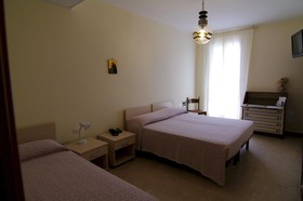 Residenza Madri Pie Noli