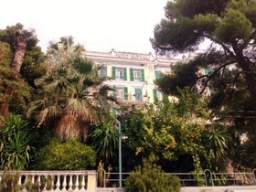 Petit Royal