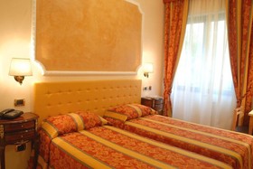 Hotel Mondial