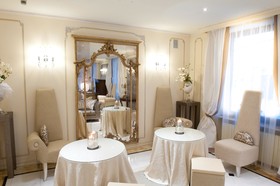 Hotel Jolanda