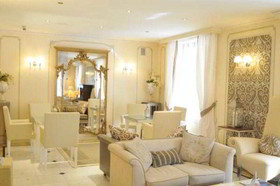 Hotel Jolanda
