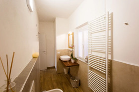 Sarzana's Rooms