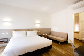 Sarzana's Rooms