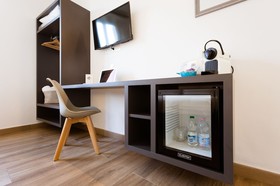 Sarzana's Rooms