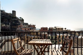 Vernazza Rooms & Apartments