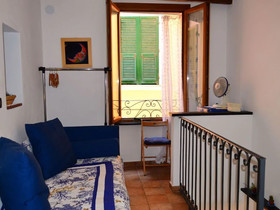 Zia Rina Cosy Room