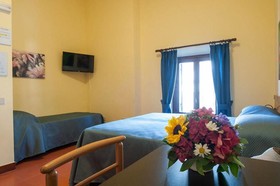 Hotel Capranica