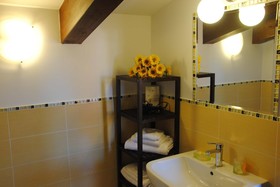 Flower Inn Bed & Breakfast