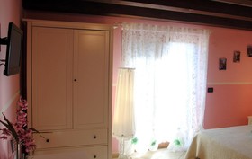 Flower Inn Bed & Breakfast