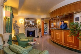 Hotel Colonna