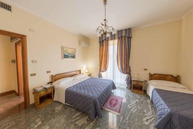 Aquila Hotel