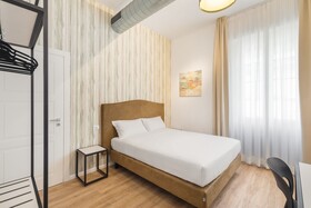 Adelante Rooms