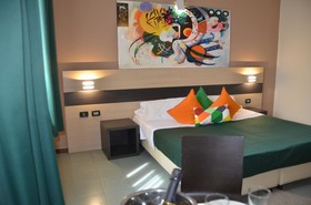 Hotel Alba Torre Maura