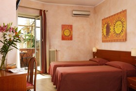 Alba Domus Roma B&B