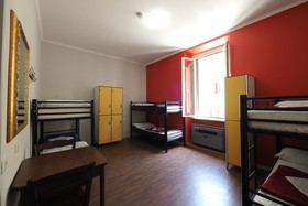 Alessandro Downtown Hostel
